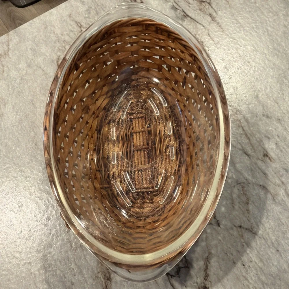 Vtg Glassbake 1 Qt Oval Casserole Dish In Wicker Basket J-235 Made In USA
